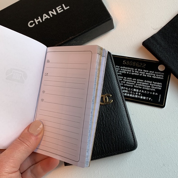 CHANEL Black Leather Agenda or Credit Card Case w/ Gold CC Logo New w/ Tags 🖤 - Picture 5 of 16